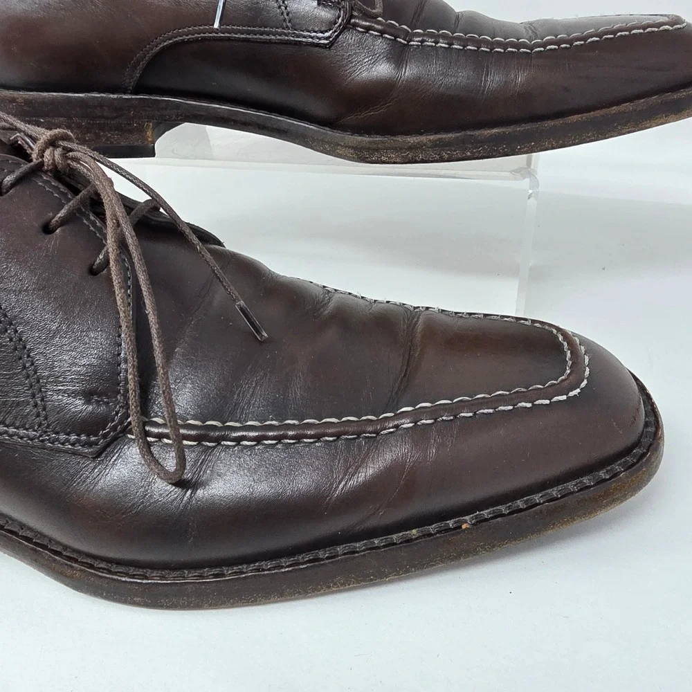 Salvatore Ferragamo ships from